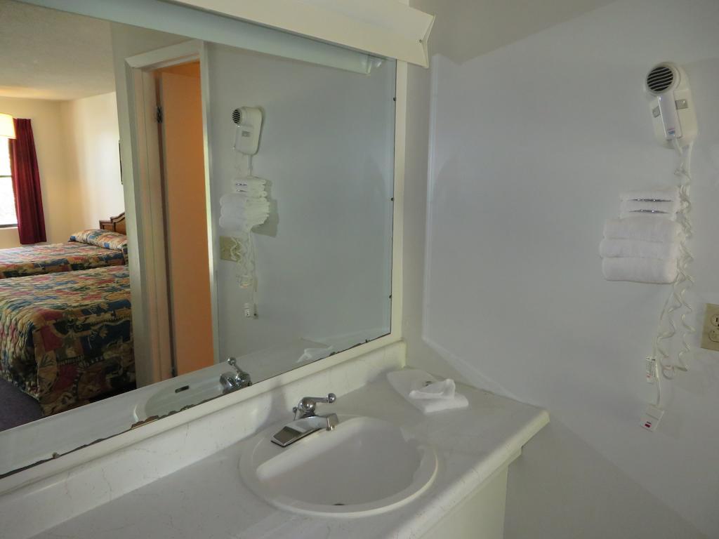 Scottish Inns Motel - Osage Beach Quarto foto