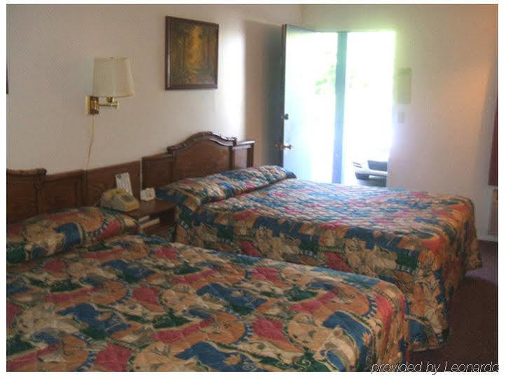 Scottish Inns Motel - Osage Beach Quarto foto
